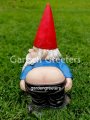 picture of GARDEN STATUE GNOMES FIGURINE GNOMES MOONING